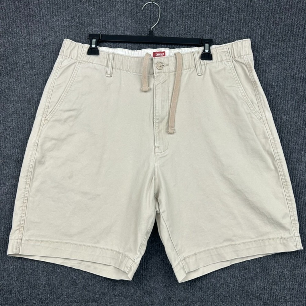 Levi's XX Chino EZ Men Large Shorts Tan Elastic Drawstring Stretch Outdoors